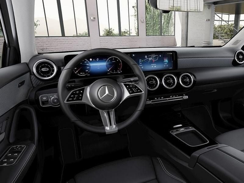 Nuova Mercedes A180 Progressive 116 CV (85 kW) 2026 Nero Utilitaria