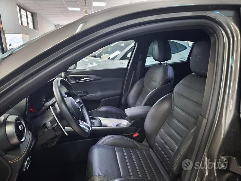 Usata Alfa Romeo Tonale Veloce 130 CV (95 kW) 2024 Grigio SUV
