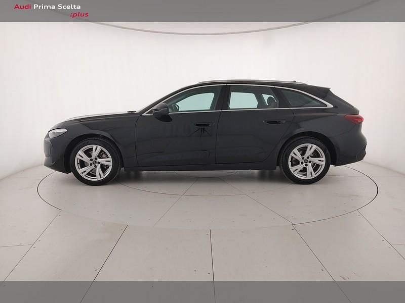 Usata Audi A5 Business 150 CV (110 kW) 2025 Nero mito metallizzato Station wagon