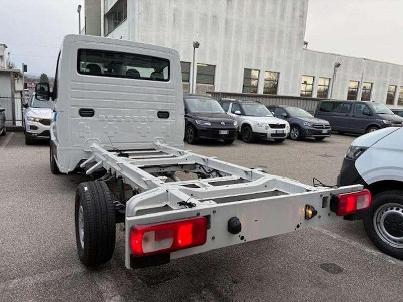 Nuova VW Crafter 140 CV (102 kW) 2026 Bianco candy Furgone
