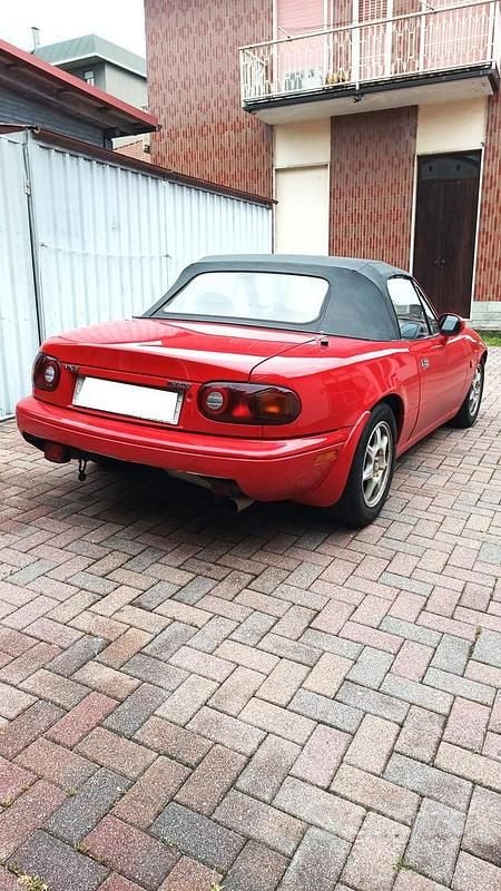 Usata Mazda MX5 130 CV (95 kW) 1996 Cabrio