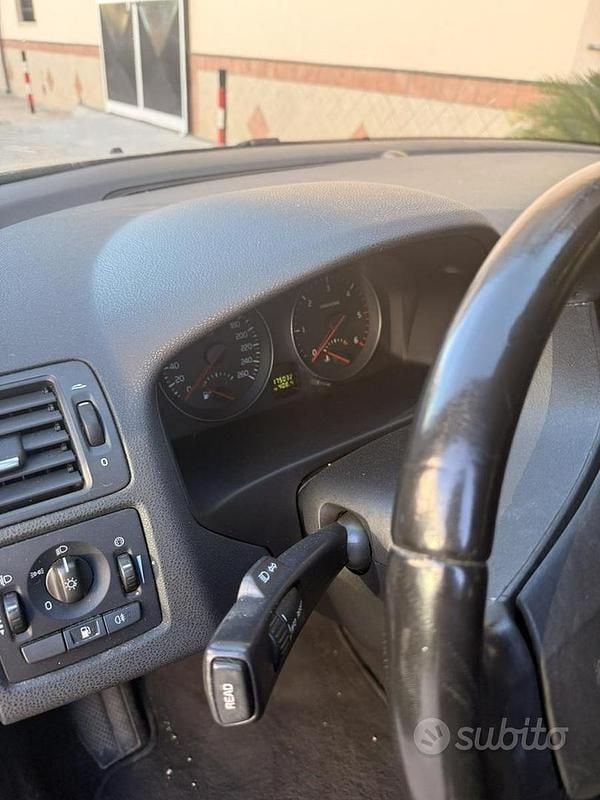 Usata Volvo V50 109 CV (80 kW) 2012 Nero Station wagon