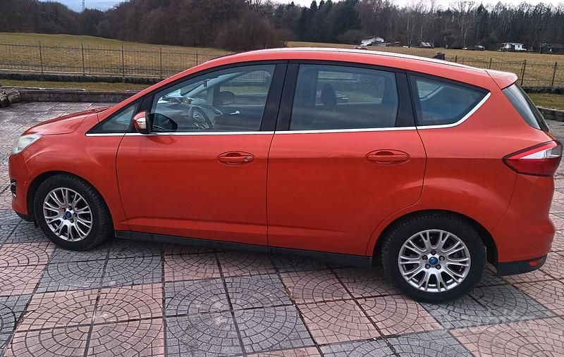 Usata Ford C-MAX Titanium 116 CV (85 kW) 2011 Monovolume