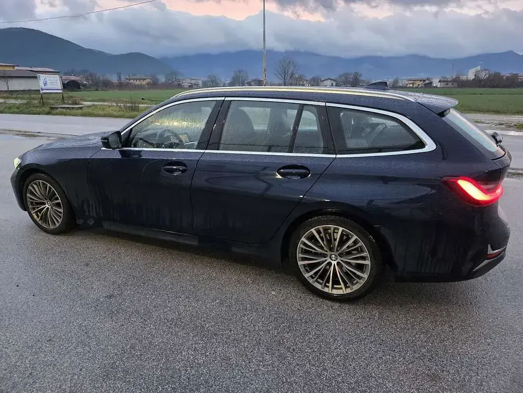 Usata BMW 320 Luxury Line 190 CV (139 kW) 2019 Station wagon