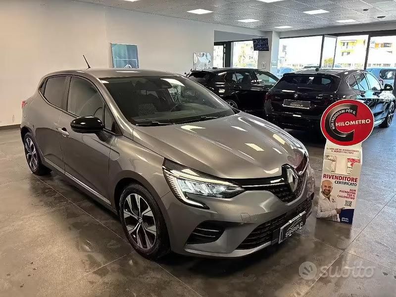 Usata Renault Clio V Evolution 101 CV (74 kW) 2023 Grigio Berlina