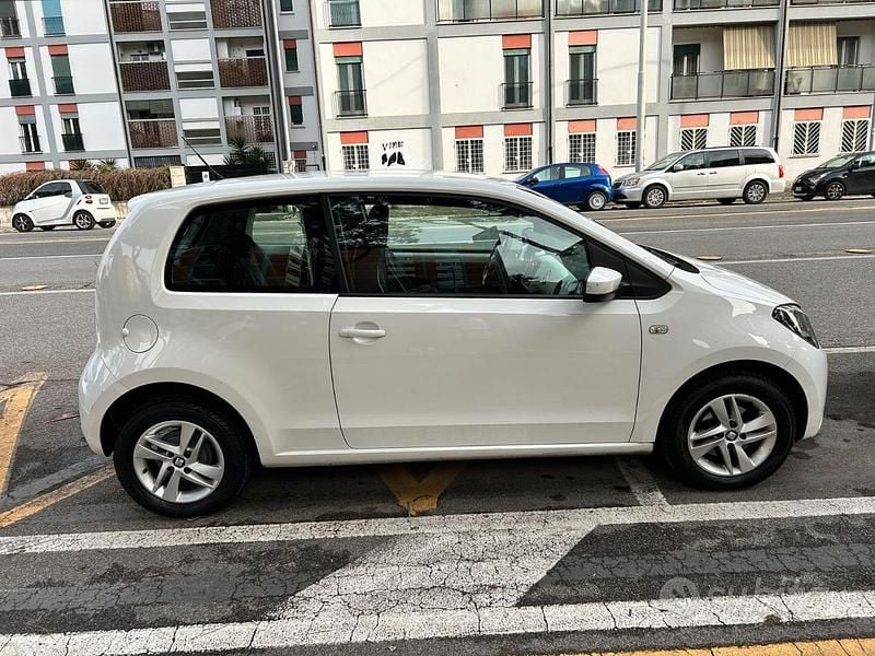 Usata Seat Mii Style 60 CV (44 kW) 2016 Bianco Utilitaria