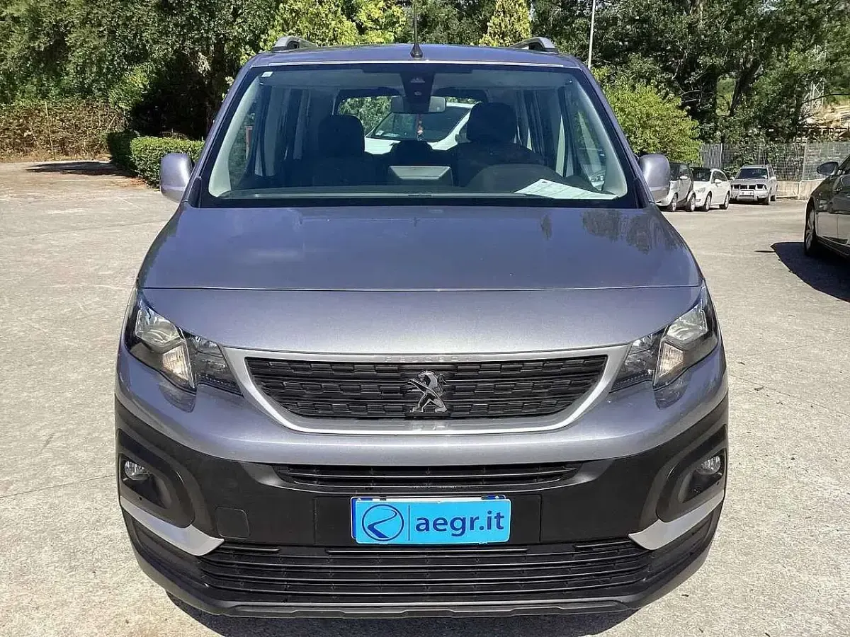 Usata Peugeot Rifter Allure 131 CV (96 kW) 2019 Grigio Monovolume