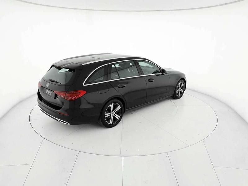 Usata Mercedes C200 Advanced 163 CV (119 kW) 2024 Nero Station wagon