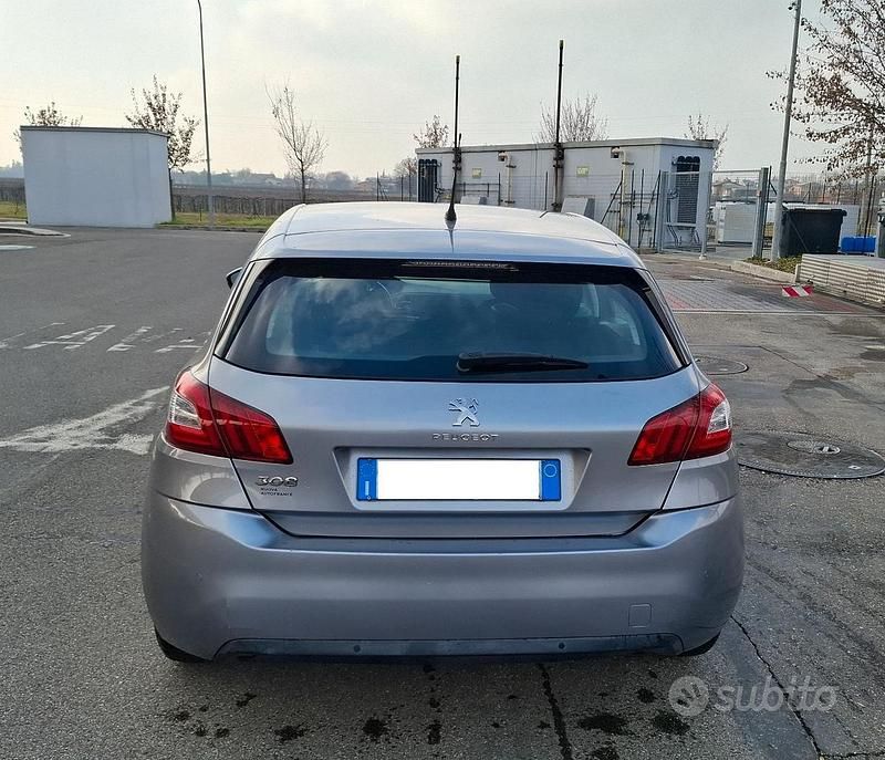 Usata Peugeot 308 Business-Line 2014 Grigio Berlina