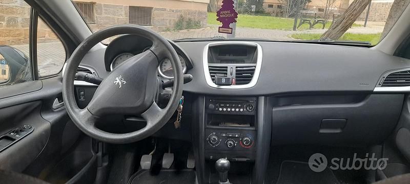 Usata Peugeot 207 2009 Nero Utilitaria