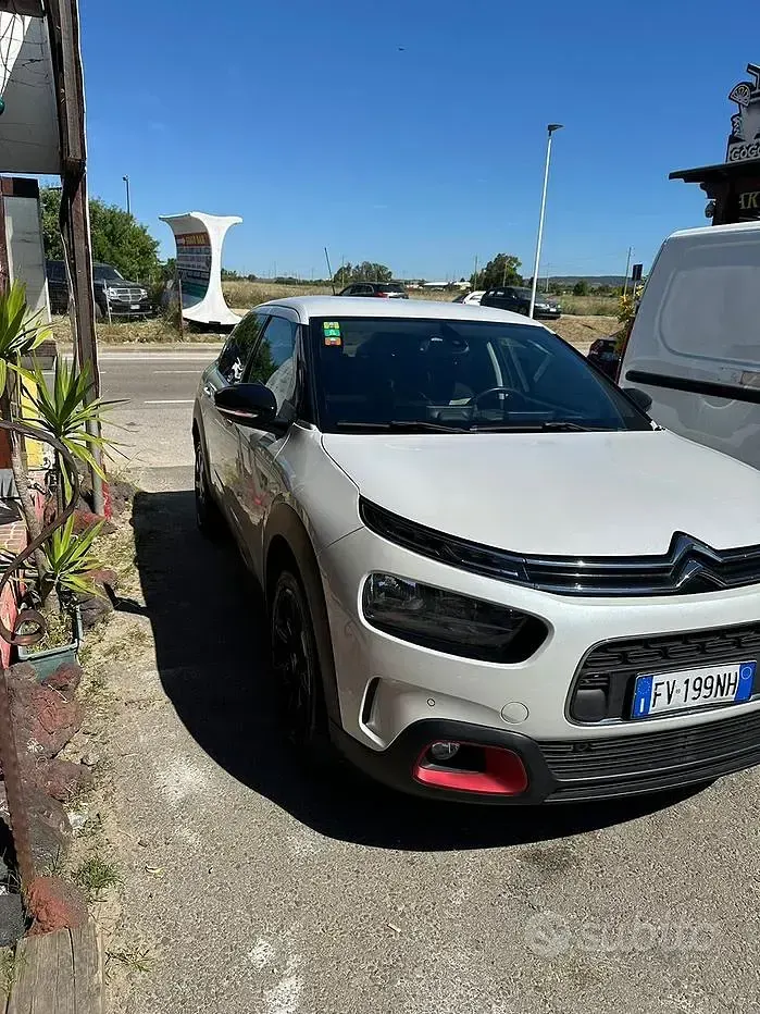 Usata Citroën C4 92 CV (67 kW) 2021 Bianco SUV