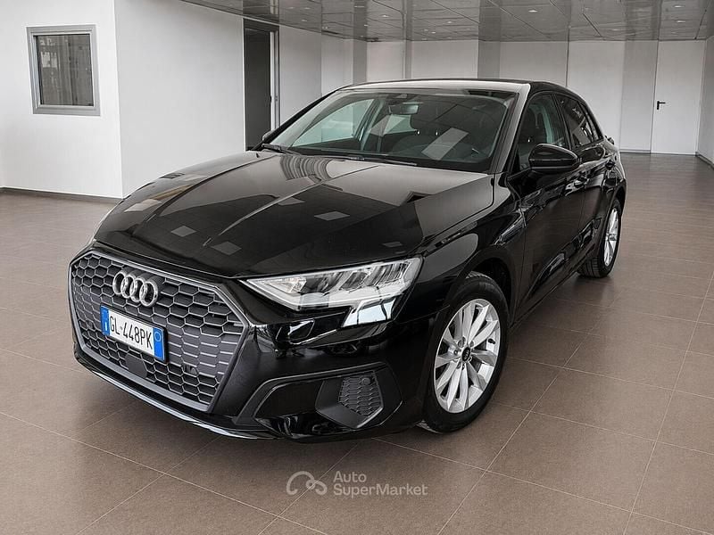 Usado Audi A3 Business 150 CV (110 kW) 2022 Negro Berlina