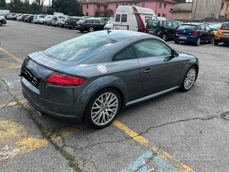 Usata Audi TT S-Line 184 CV (135 kW) 2018 Grigio Coupé
