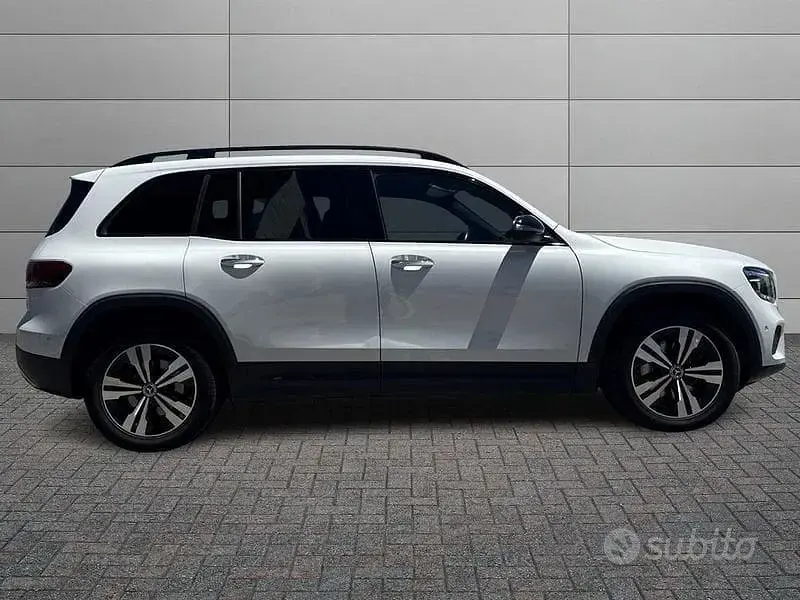 Usata Mercedes GLB200 150 CV (110 kW) 2020 Bianco SUV