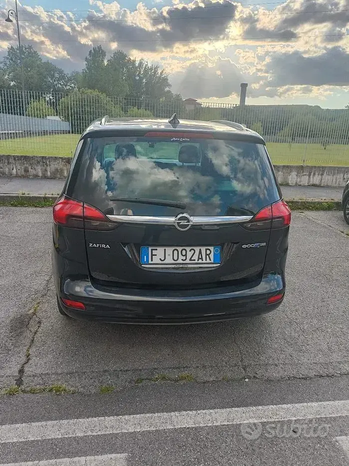 Usata Opel Zafira Tourer 150 CV (110 kW) 2017 Nero Monovolume