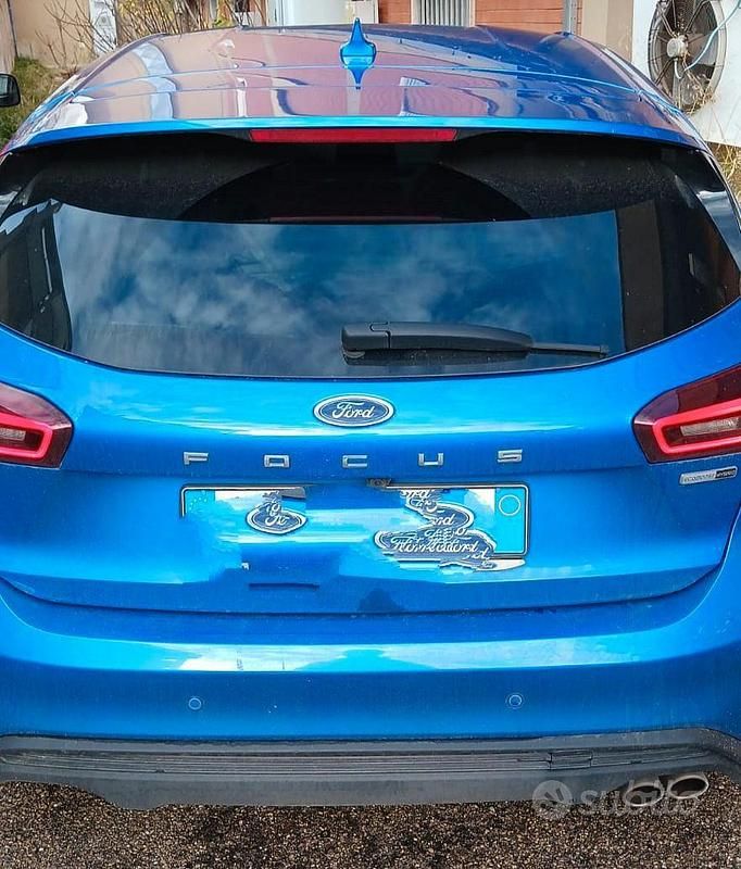 Usata Ford Focus ST-Line 120 CV (88 kW) 2023 Blu Berlina