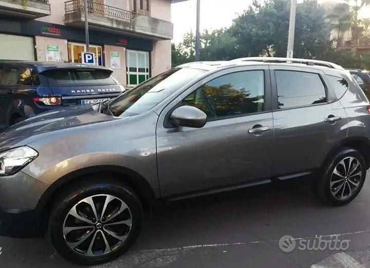Usata Nissan Qashqai 110 CV (80 kW) 2011 Grigio SUV