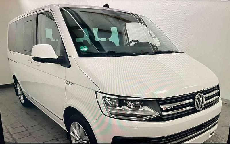 Usata VW Multivan Generation Six 204 CV (150 kW) 2017 Bianco Furgone