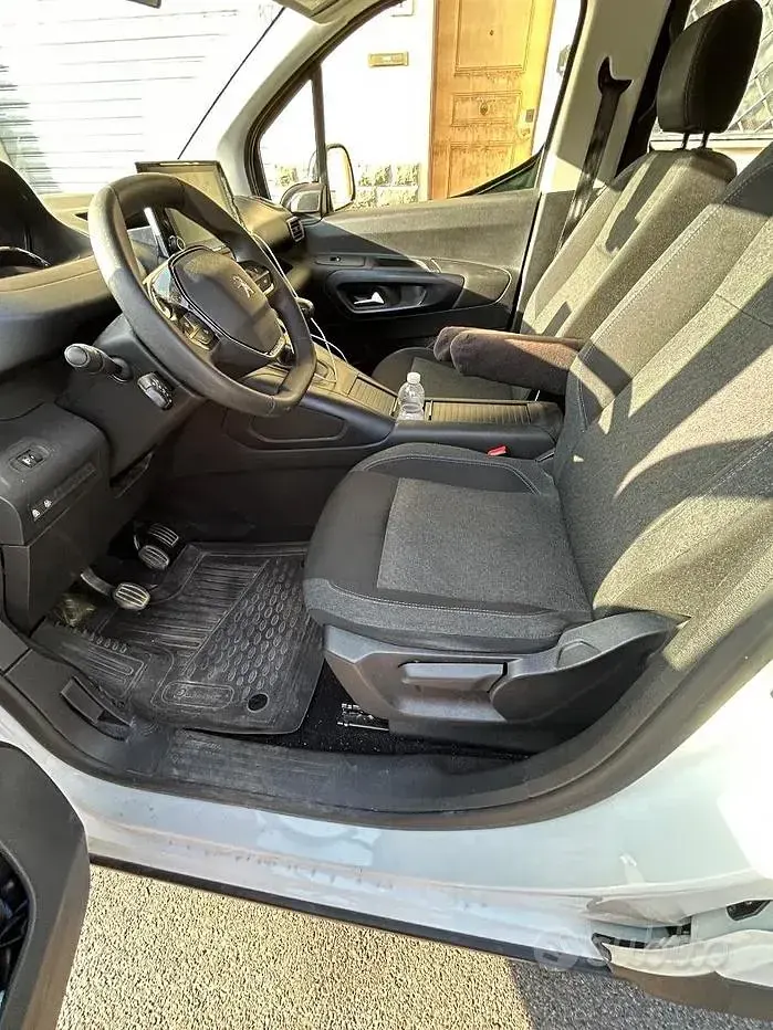Usata Peugeot Rifter 102 CV (75 kW) 2022 Monovolume