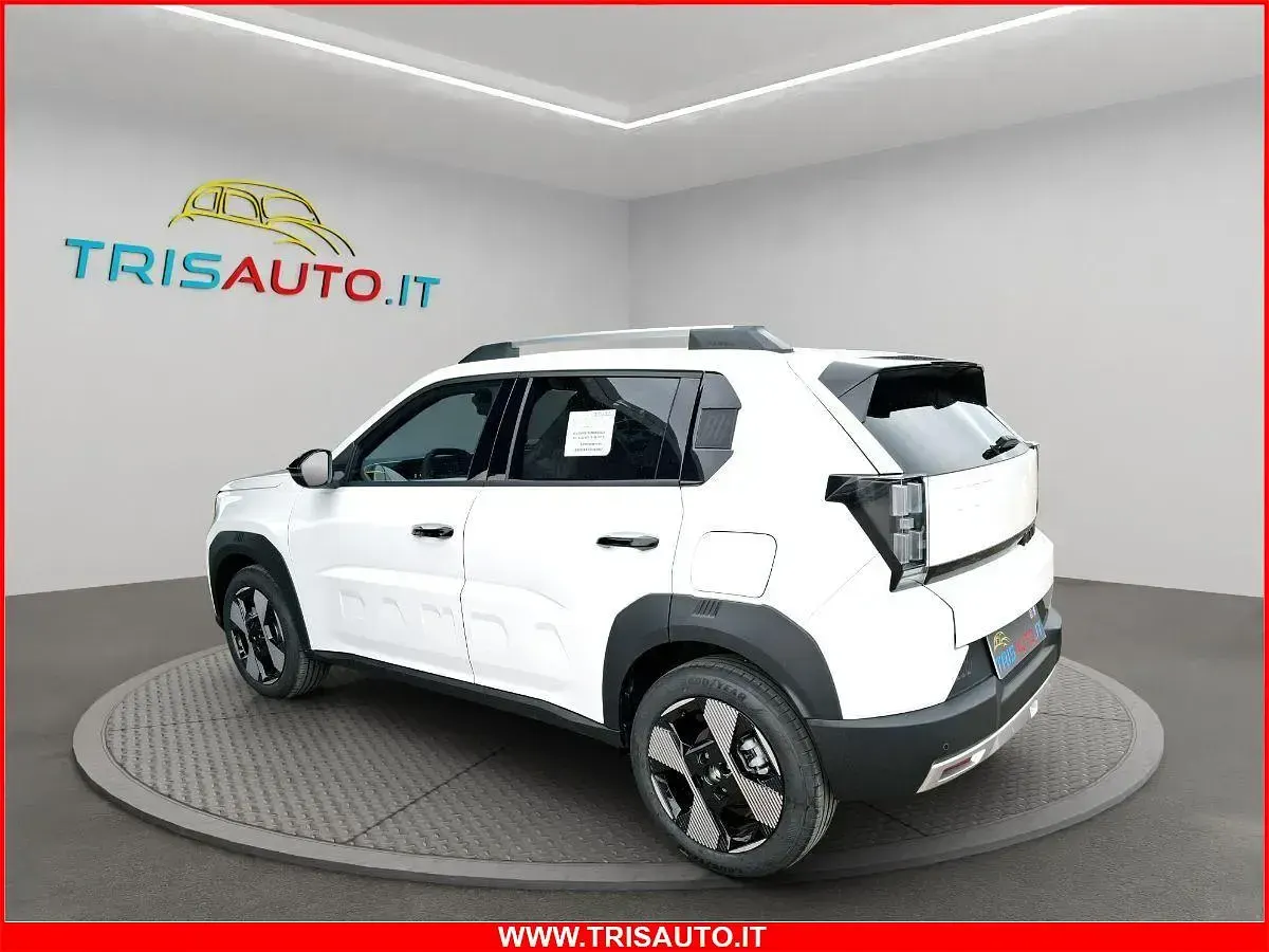Nuova Fiat Grande Panda La Prima 110 CV (80 kW) 2025 Nero Utilitaria