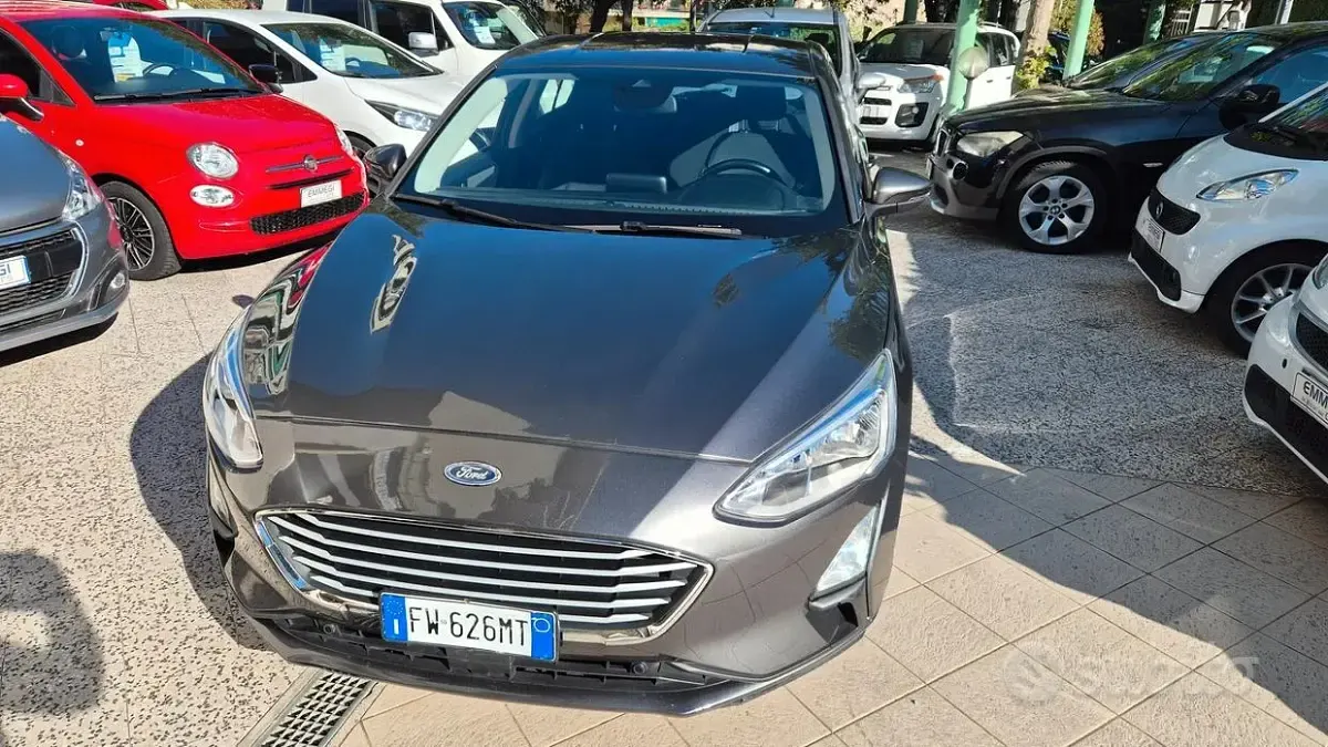 Occasion Ford Focus Business Edition 95 ch (69 kW) 2019 Gris Berline