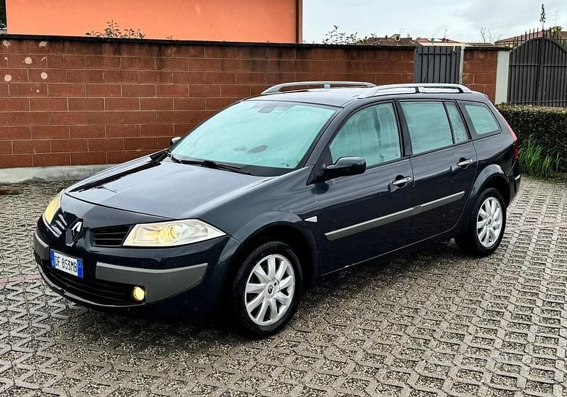 Usata 2007 Renault Mégane II Berlina | 1900 € (Buon prezzo) - Immagine 1/4