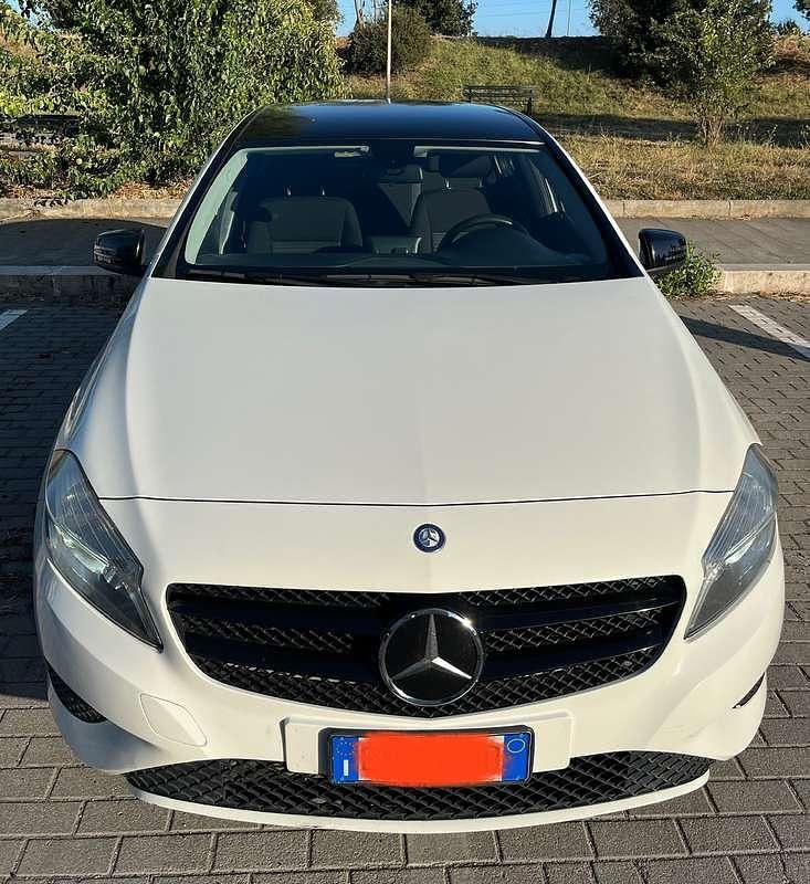 Usata Mercedes A160 Premium 90 CV (66 kW) 2015 Bianco Berlina