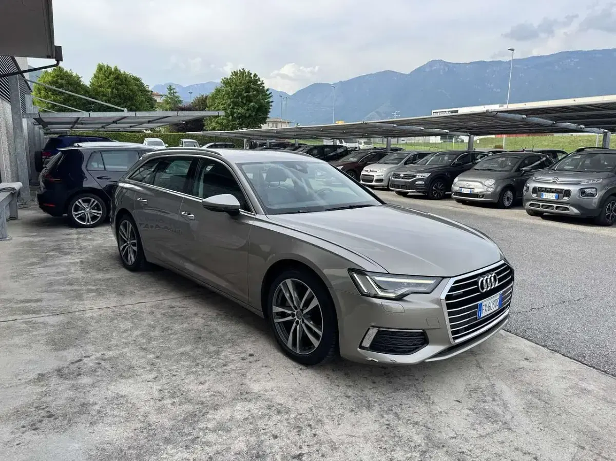 Usata Audi A6 Business 231 CV (169 kW) 2019 Grigio Station wagon