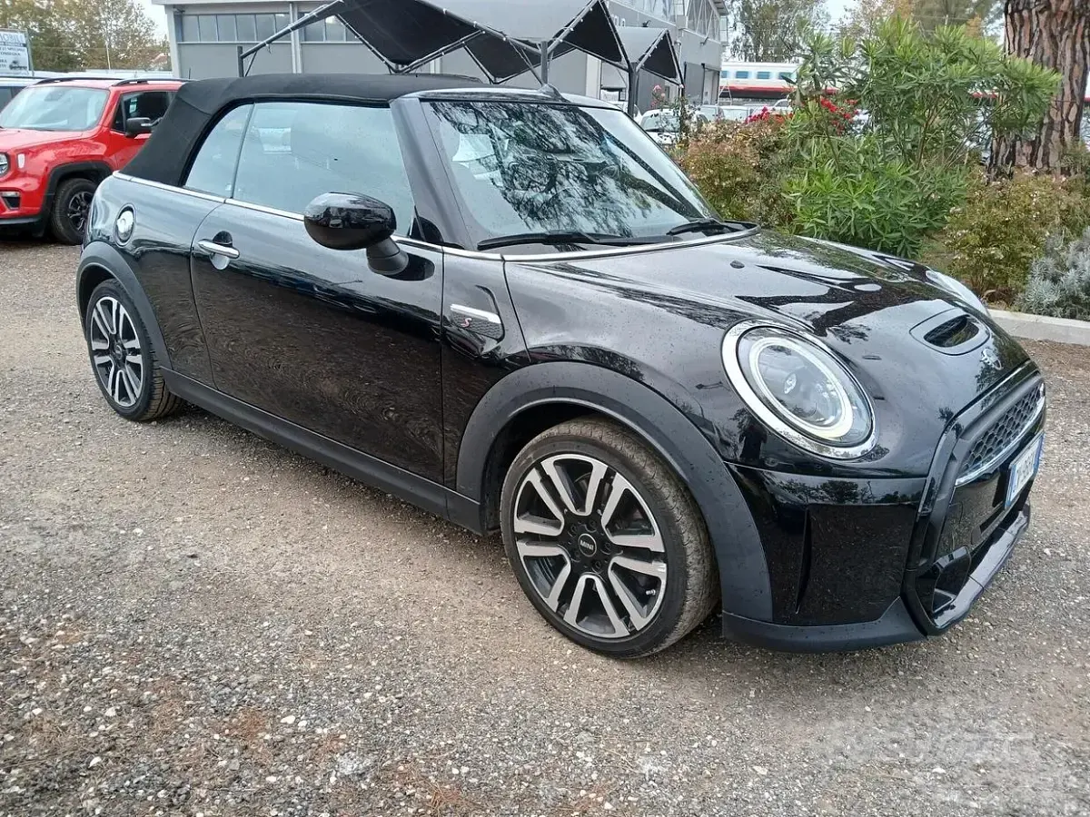 Usata Mini Cooper S Cabriolet 178 CV (130 kW) 2021 Nero Cabrio