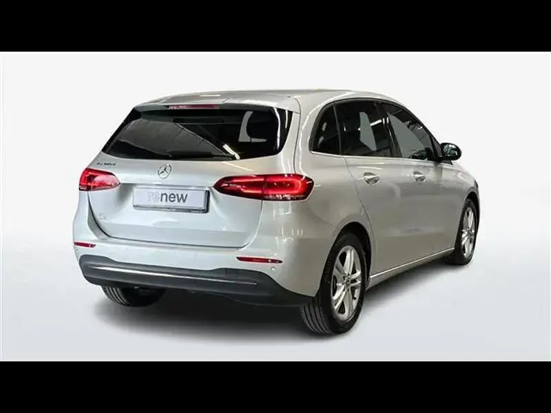 Usata Mercedes 200 Executive 2019 Grigio chiaro Monovolume