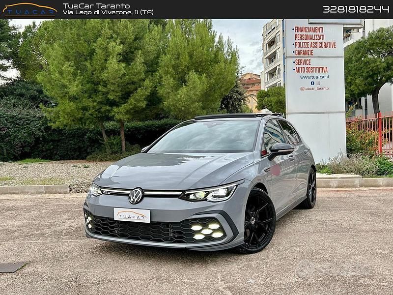 Grigio Usata 2024 VW Golf Ultimate Tre volumi | 37.900 € (Buon prezzo) - Immagine 1/4