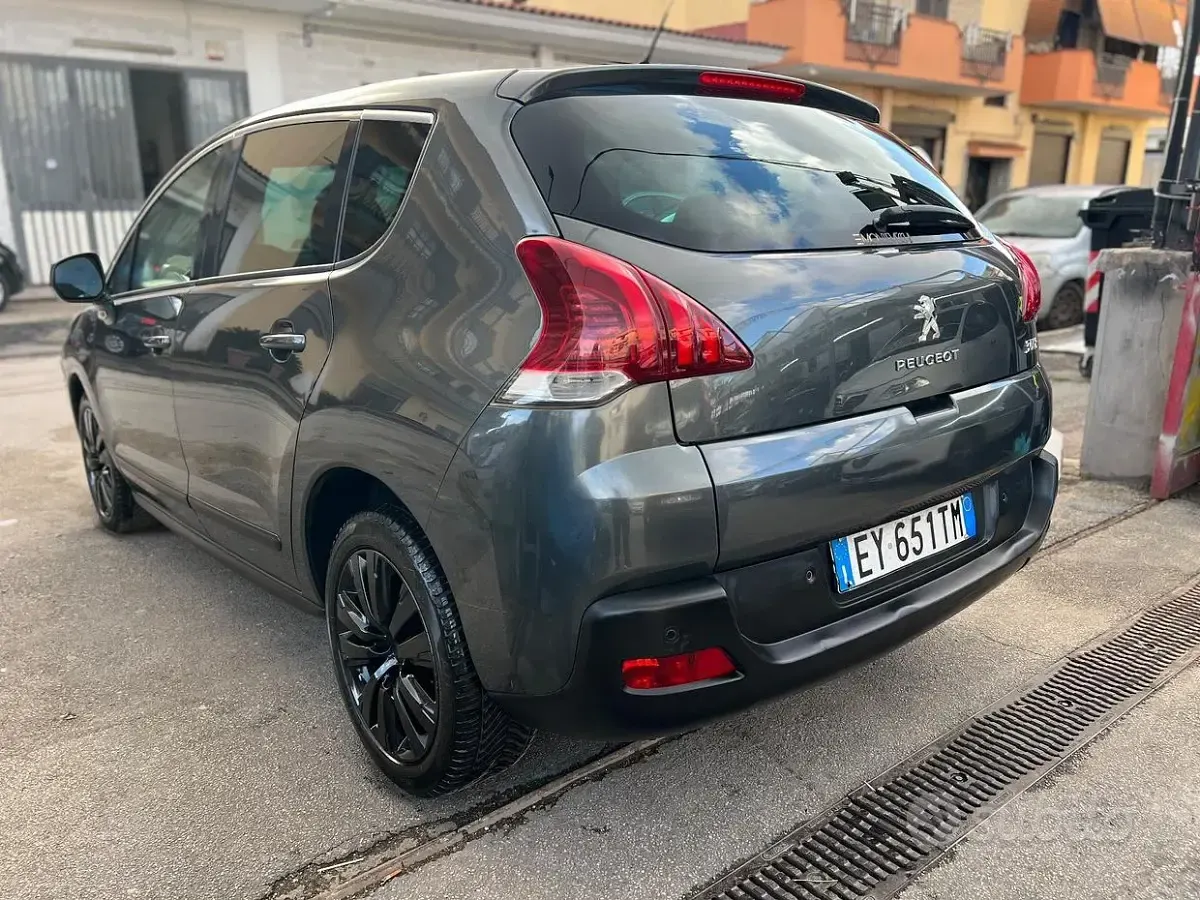 Usata Peugeot 3008 120 CV (88 kW) 2016 Grigio Station wagon