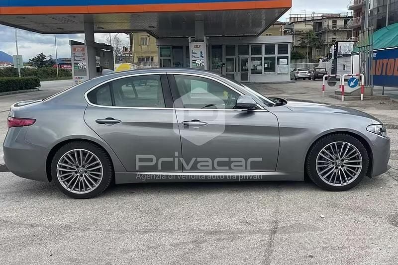 Usata Alfa Romeo Giulia Super 180 CV (132 kW) 2017 Grigio Berlina