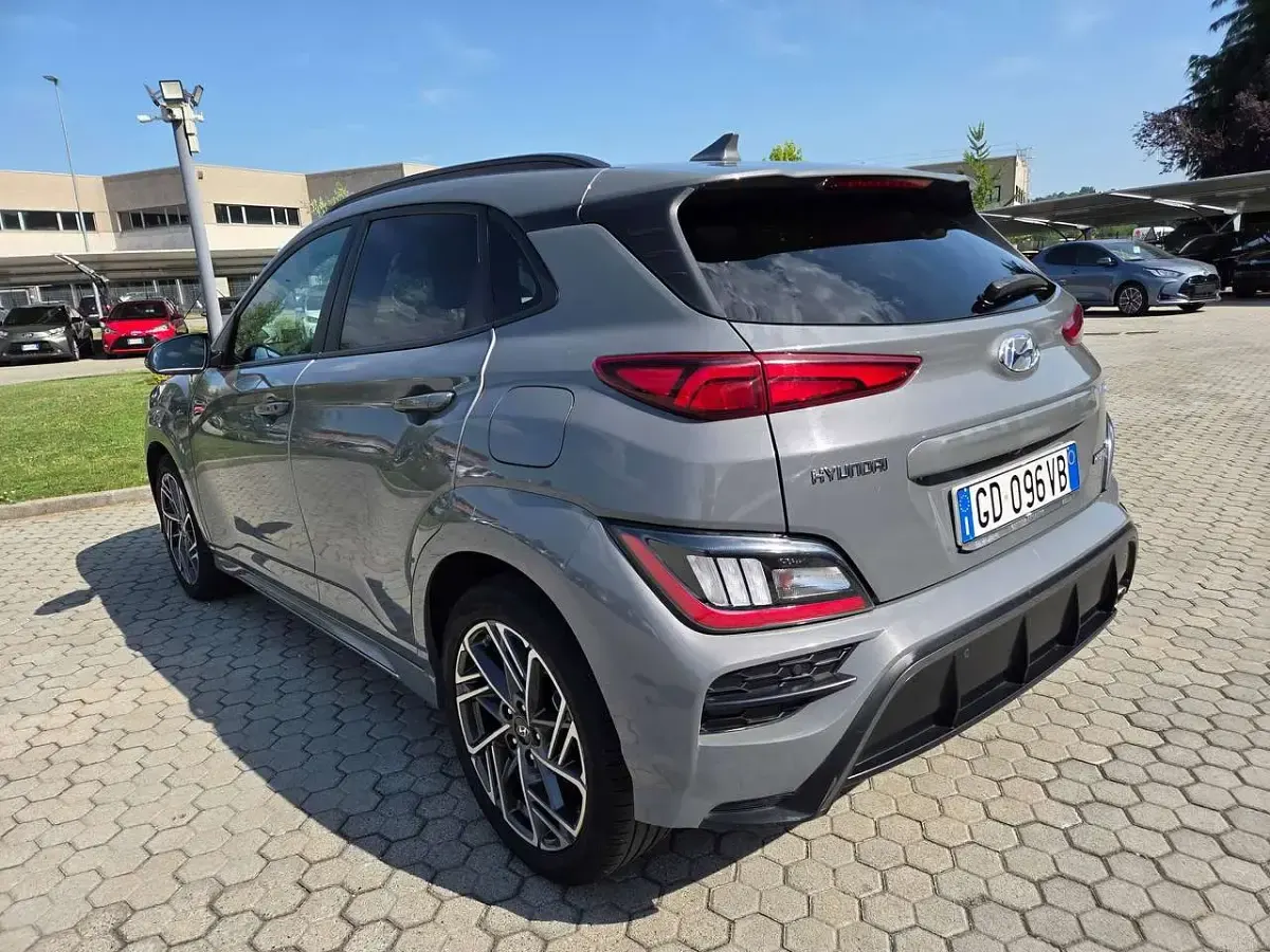 Usata Hyundai Kona N Line 120 CV (88 kW) 2021 Grigio SUV