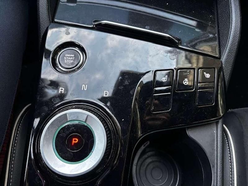 Usata Kia Sportage GT 179 CV (131 kW) 2022 Grigio SUV