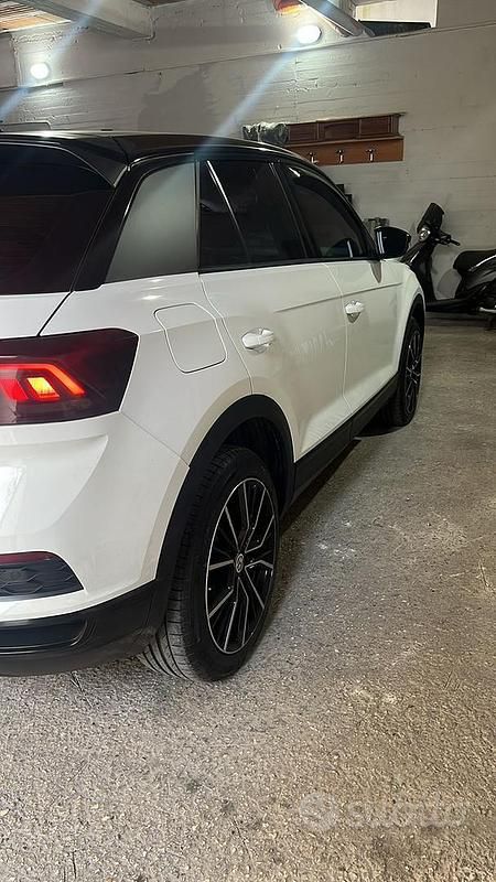 Usata VW T-Roc 150 CV (110 kW) 2019 Bianco SUV