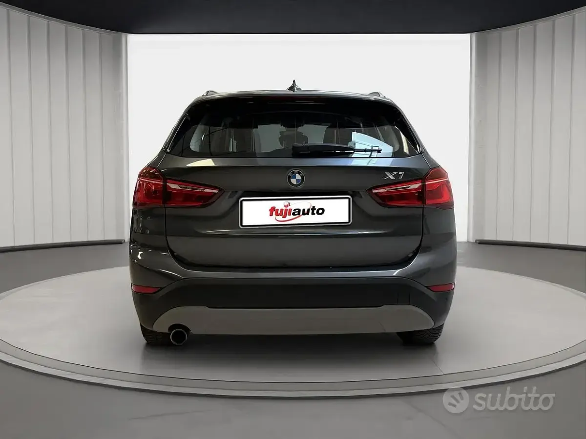 Usata BMW X1 Efficient Dynamics 150 CV (110 kW) 2018 Grigio scuro SUV