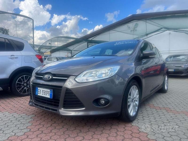 Usata Ford Focus Titanium 116 CV (85 kW) 2012 Grigio Berlina