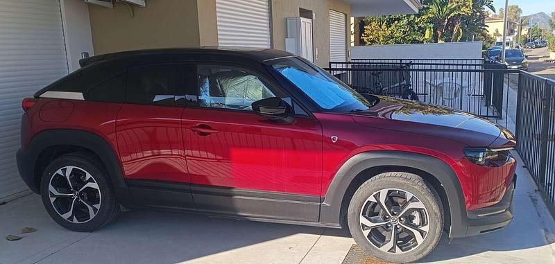 Usata Mazda MX30 Makoto 73 CV (53 kW) 2024 Rosso SUV