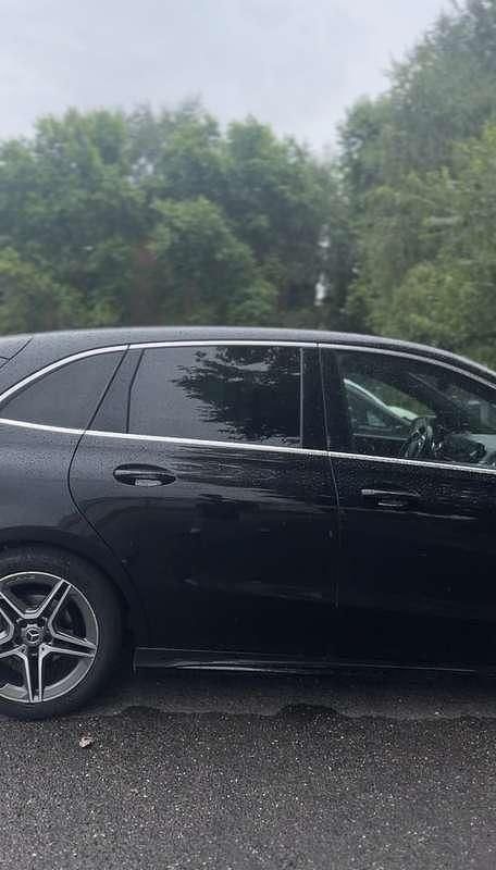 Usata Mercedes B200 Premium 150 CV (110 kW) 2019 Monovolume