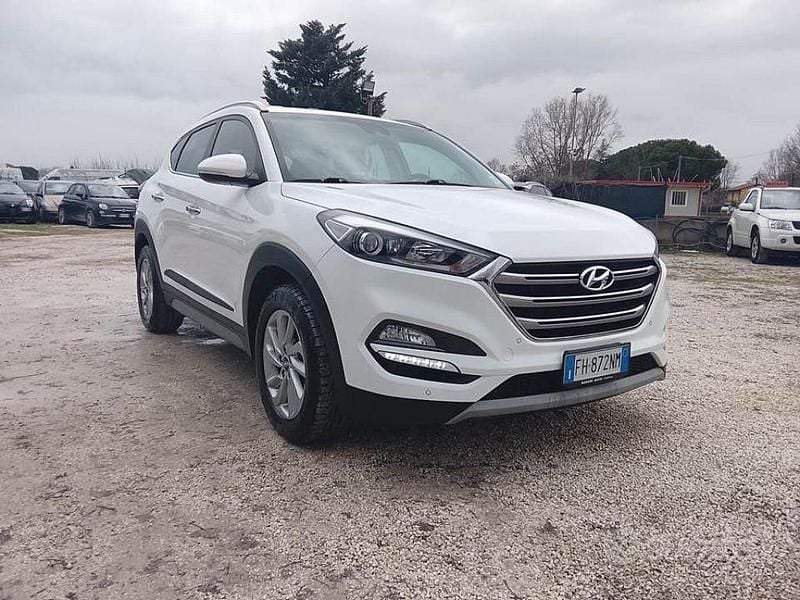 Bianco Usata 2017 Hyundai Tucson Edition SUV | 14.499 € (Buon prezzo) - Immagine 1/4