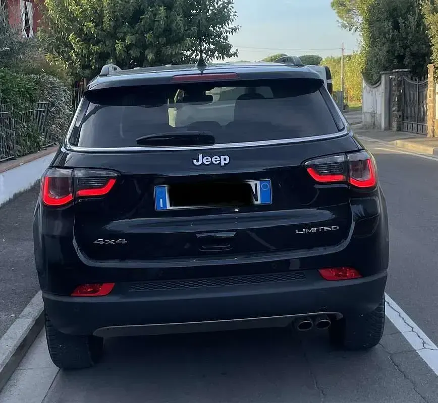 Usata Jeep Compass Limited 140 CV (102 kW) 2018 SUV
