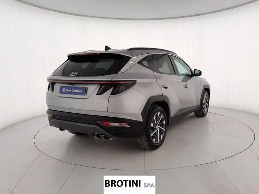 Usata Hyundai Tucson 136 CV (100 kW) 2023 Grigio metallizzato SUV
