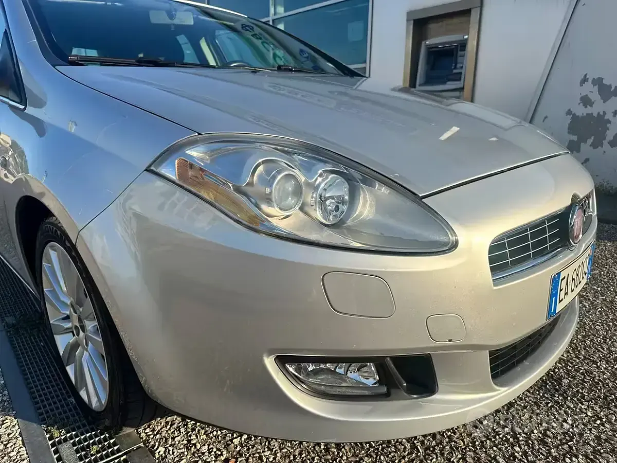 Usata Fiat Bravo Emotion 105 CV (77 kW) 2010 Grigio Utilitaria