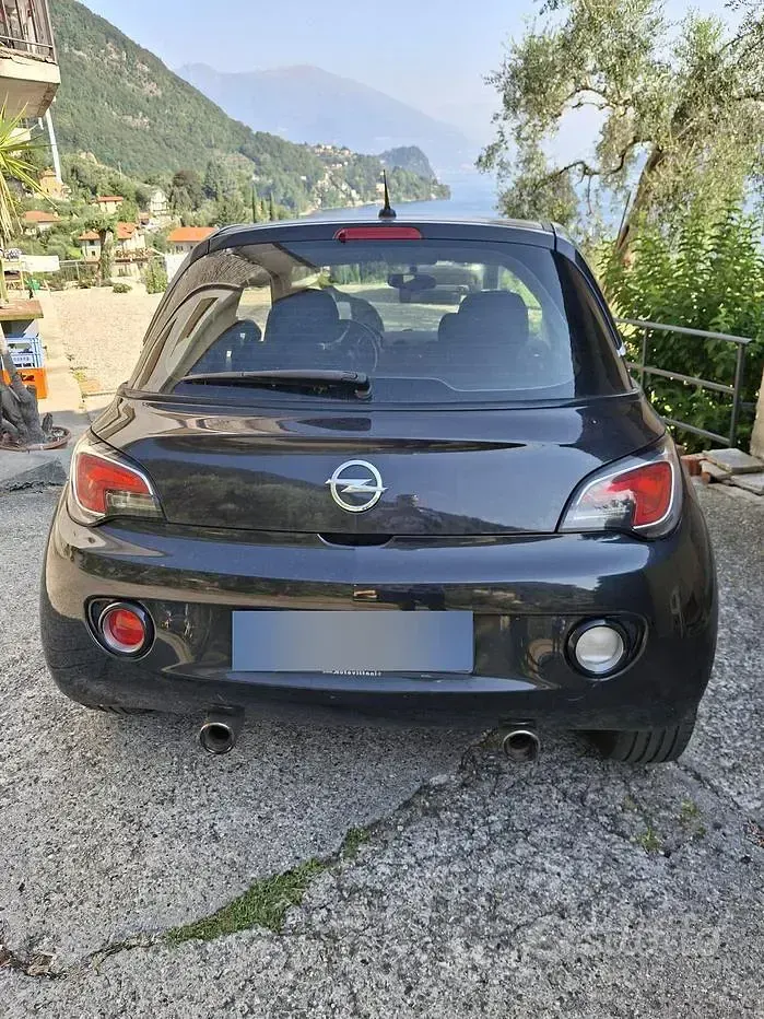 Usata Opel Adam 69 CV (50 kW) 2013 Nero Utilitaria