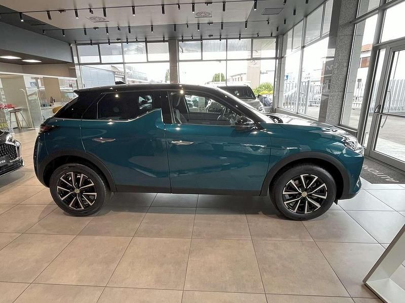 Nuova DS Automobiles DS3 136 CV (100 kW) 2025 Blu lazurite / tetto nero SUV