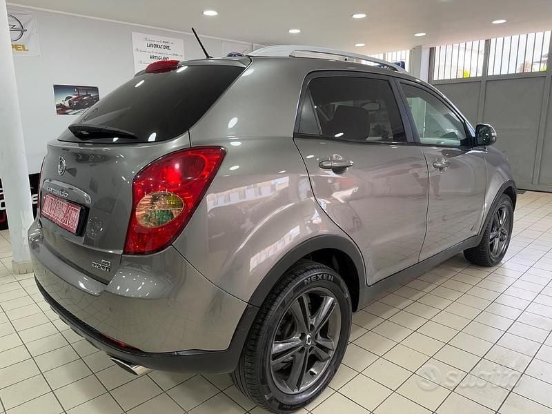 Usata Ssangyong (KGM) Korando 175 CV (128 kW) 2012 Grigio Berlina
