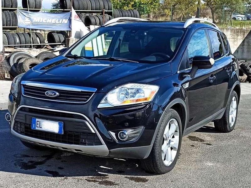 Usata Ford Kuga 163 CV (119 kW) 2011 Nero SUV