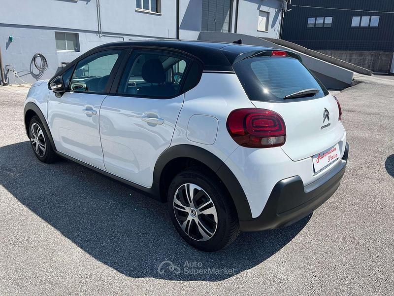 Begagnad Citroën C3 Business Class 102 HK (75 kW) 2020 Vit Halvkombi