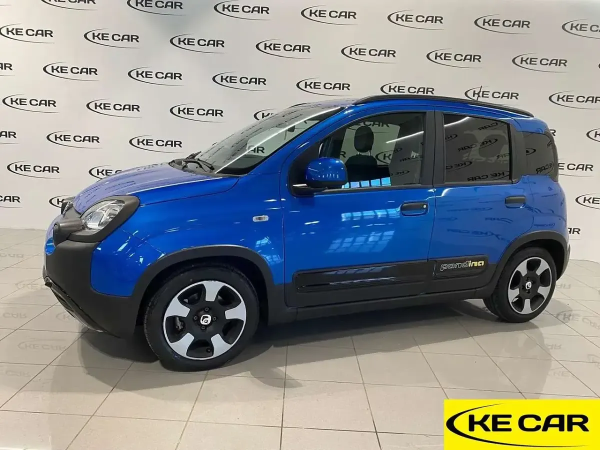 Usata Fiat Panda Cross Cross 69 CV (50 kW) 2025 Blu/azzurro Utilitaria